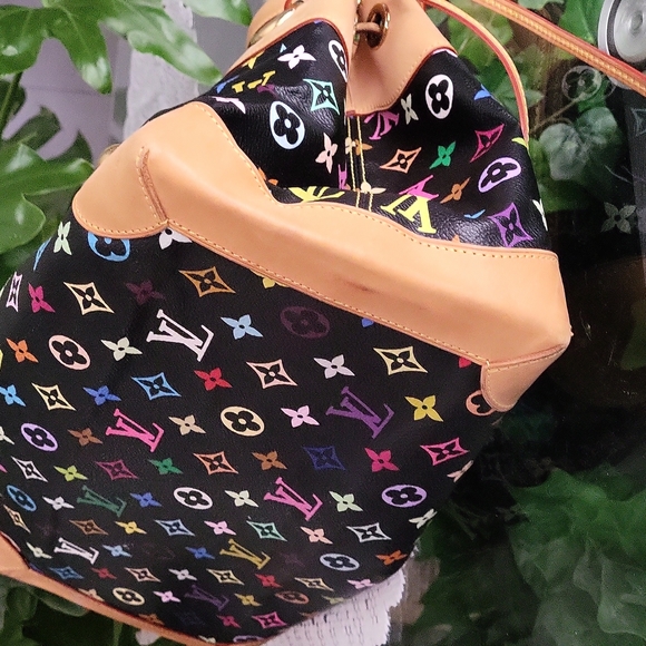 AUTHENTIC LOUIS VUITTON MULTICOLORE URSULA - Picture 7 of 16